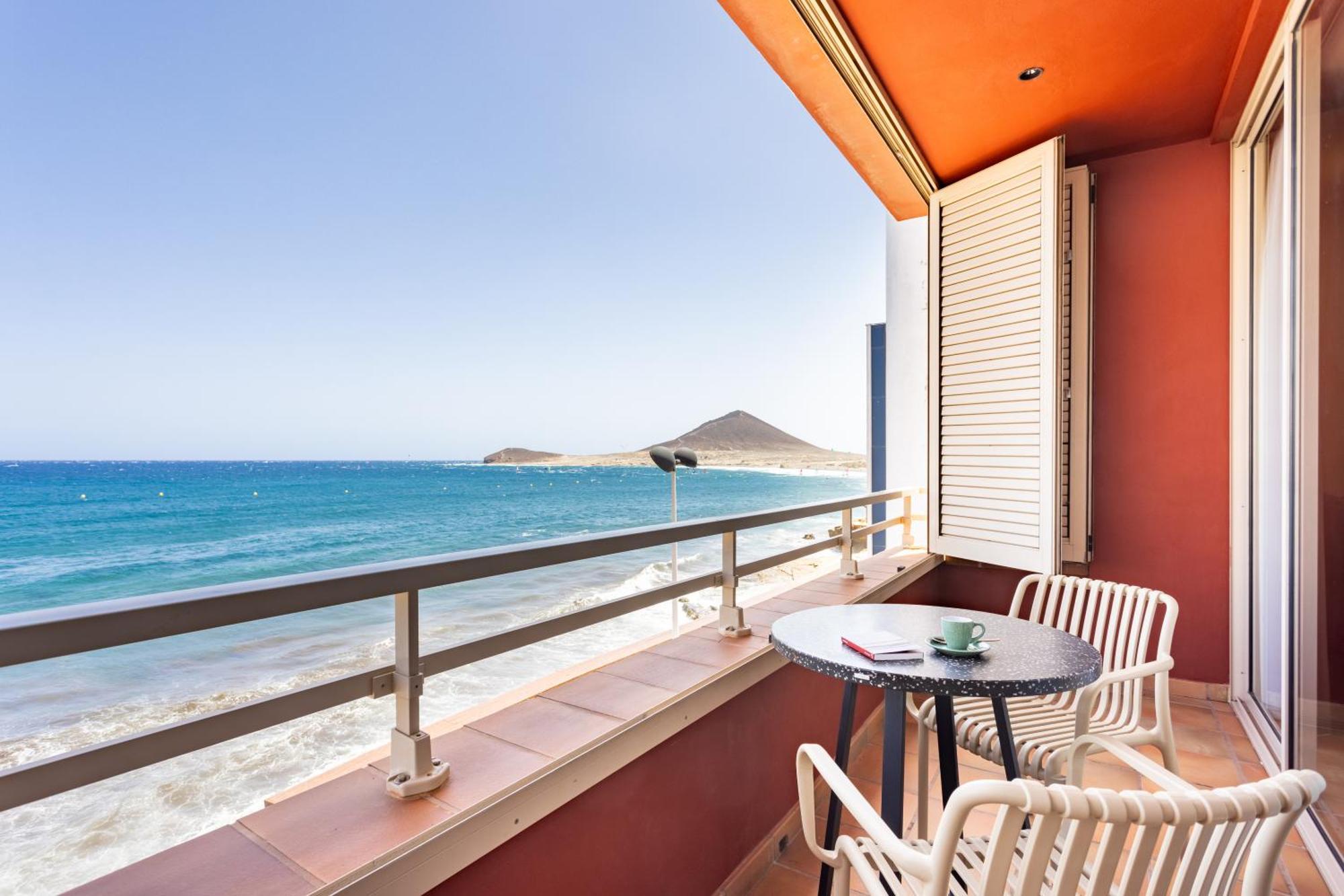 Amazing Beachfront Property Casa Corina I El Médano Extérieur photo